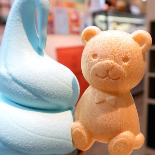 青いクマ かわいいソフトクリーム クマちゃんカフェ 岐阜いただきます