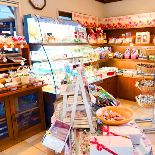 スールミニヨン 気取らず楽しめる安心素材の かわいいケーキ 岐阜いただきます