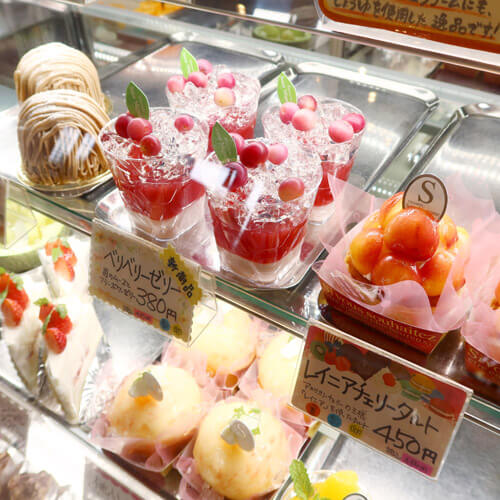 スールミニヨン 気取らず楽しめる安心素材の かわいいケーキ 岐阜いただきます